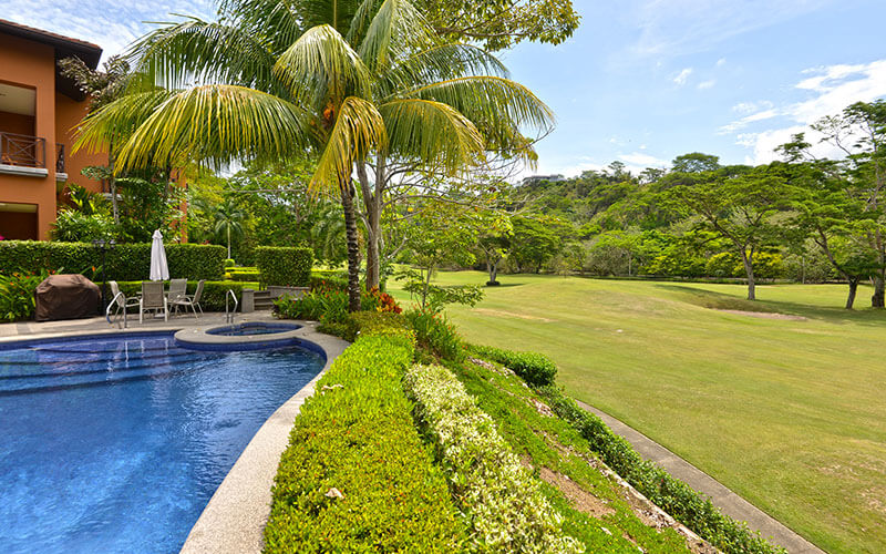 _0006_Tropical_Golfer's_Condo_Veranda_6H_at_Los_Sueños_0